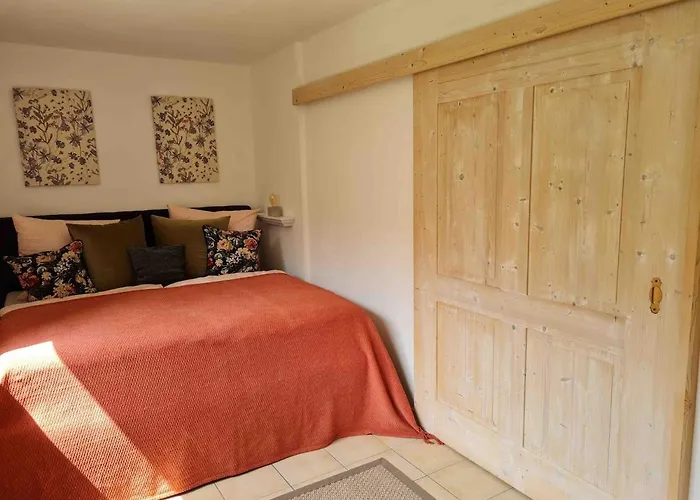 Katja Ii Mit Kramerblick *